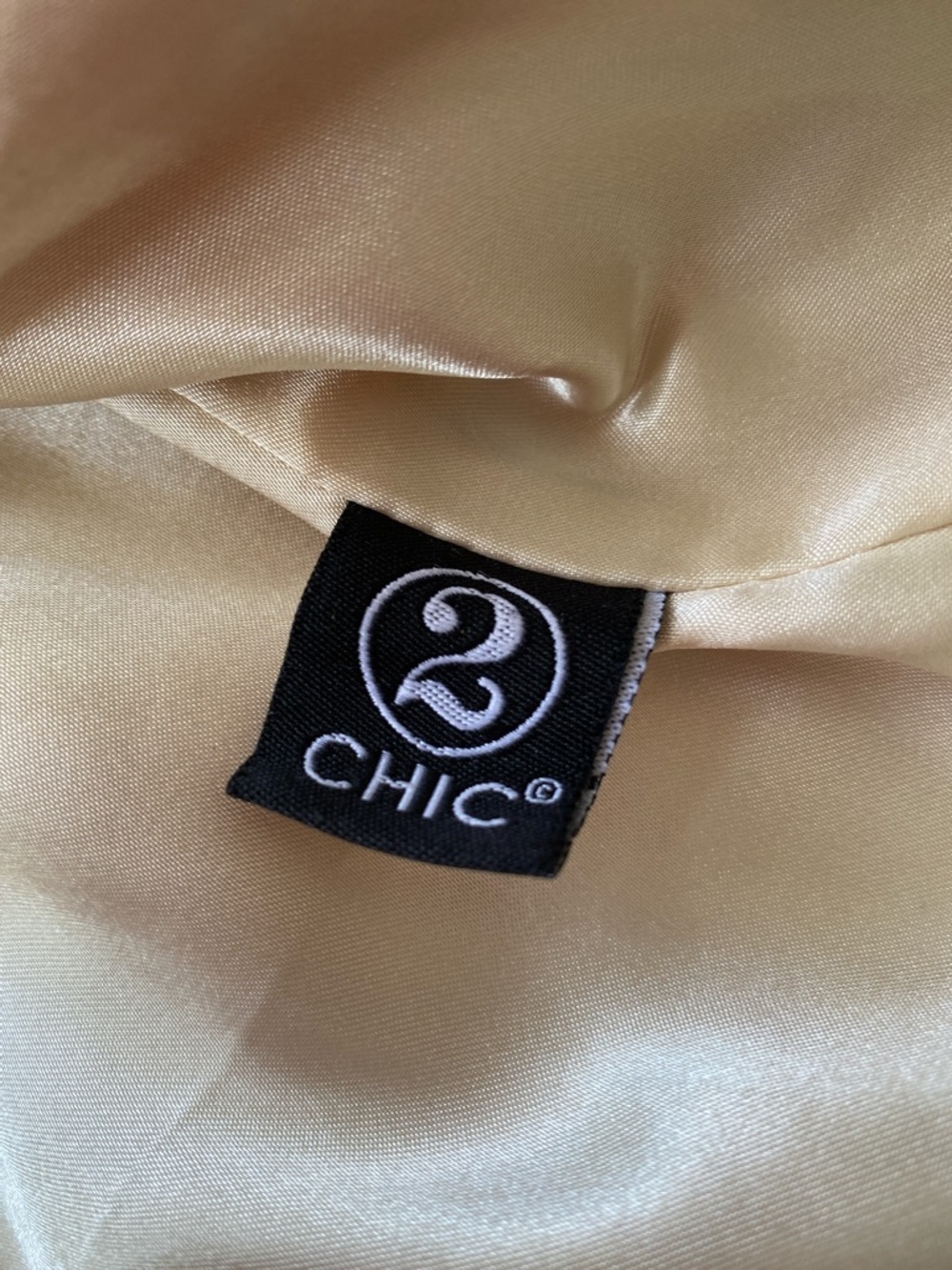 2 Chic jacket - Picture 3 of 8